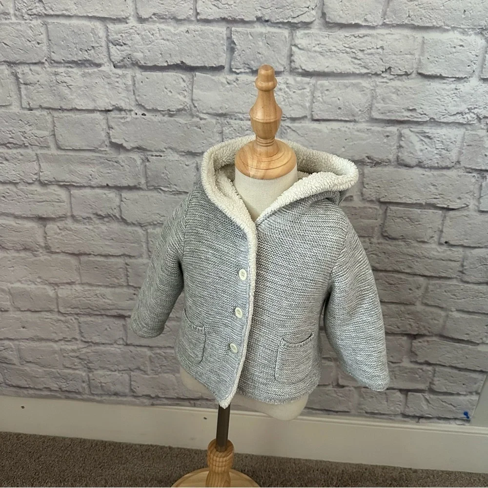 Gap Brannan bear sherpa-lined boys sweater